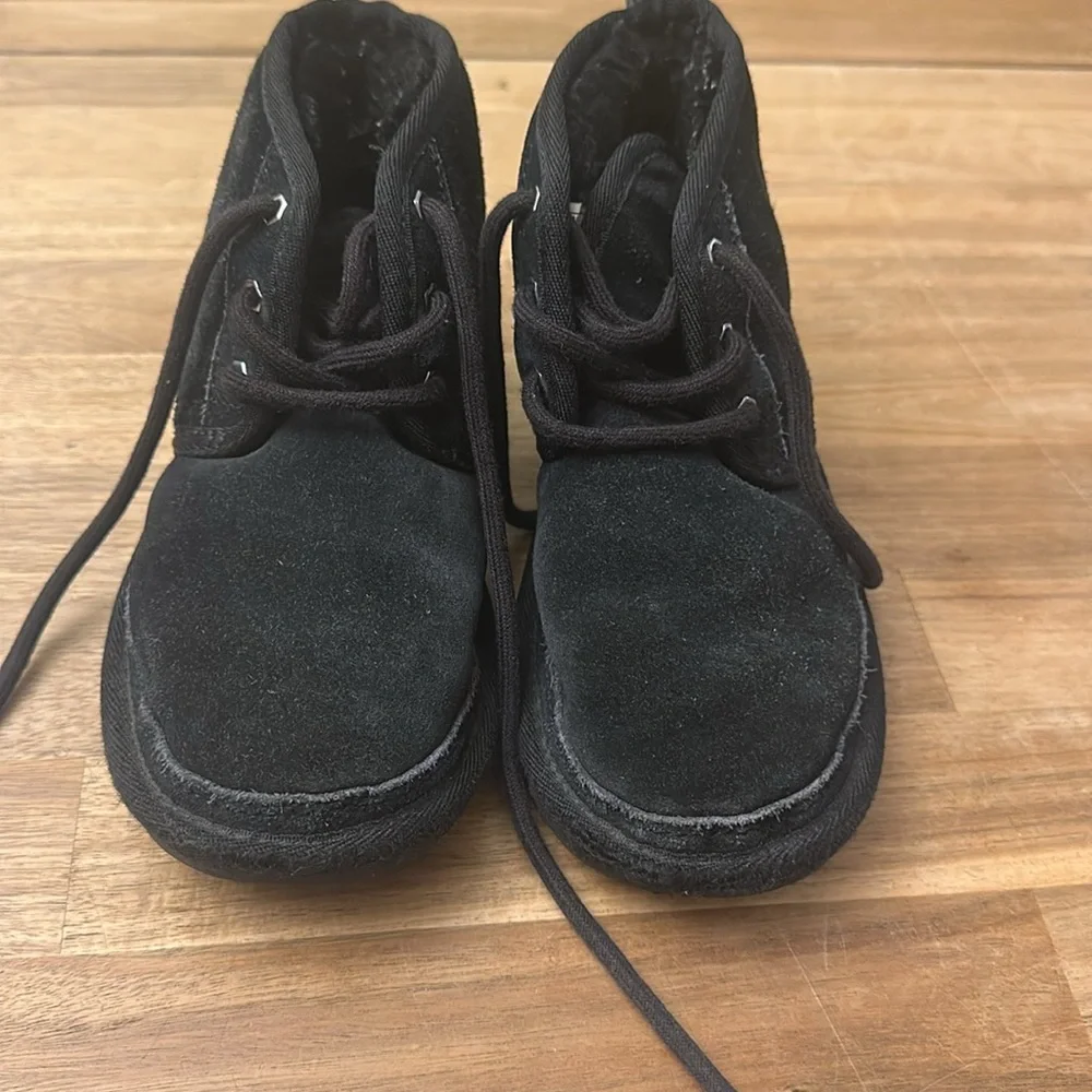 UGG Neumel boots